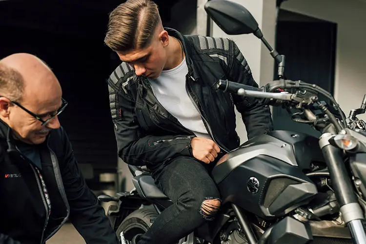 Motorrad Führerschein machen Fahrschule Mülheim